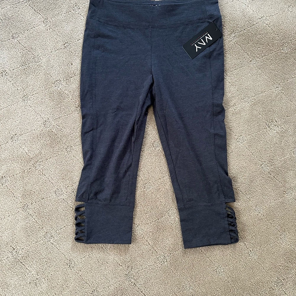 NWT Marc New York Capri